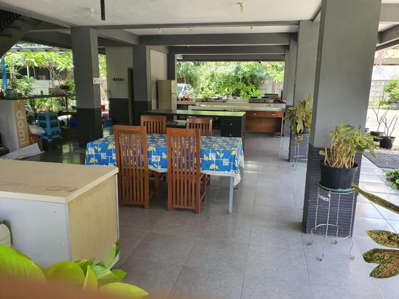 Taman Paradise Homestay Pradahkalikendal Buitenkant foto
